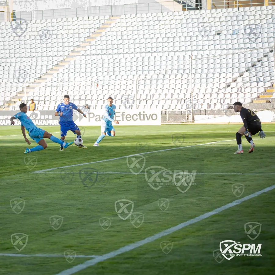Momento decisivo durante Copa de la Liga 2026.