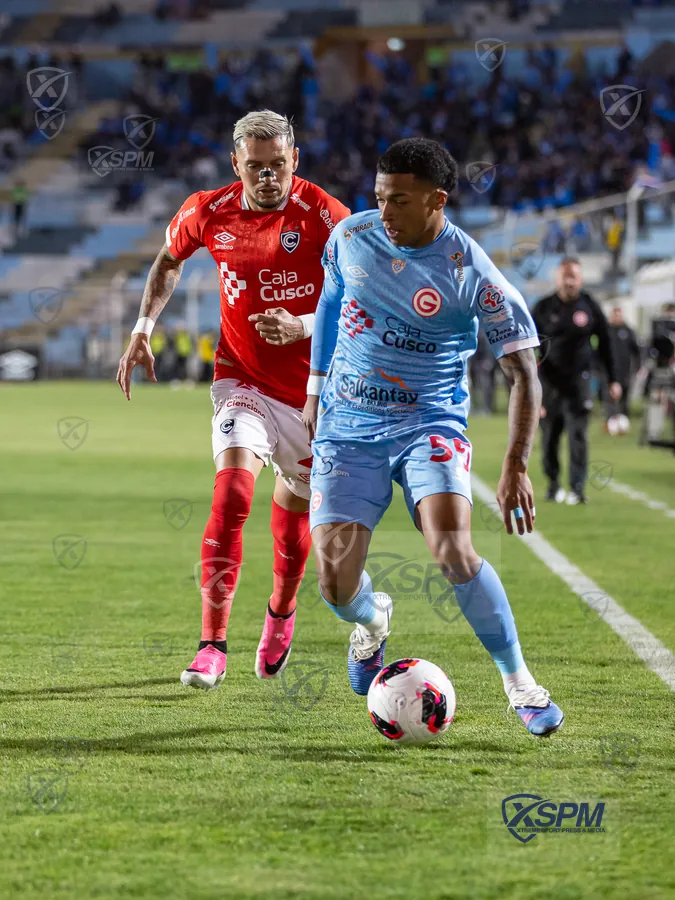 Duelo del clásico durante Liga 1 Perú · Torneo Clausura 2026.