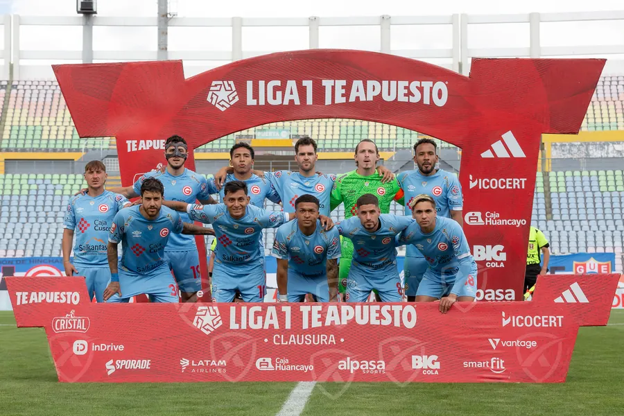 Deportivo Garcilaso · formación durante deportivo garcilaso atletico grau en Cusco, 2026-09-06. Fotografía XSPM.