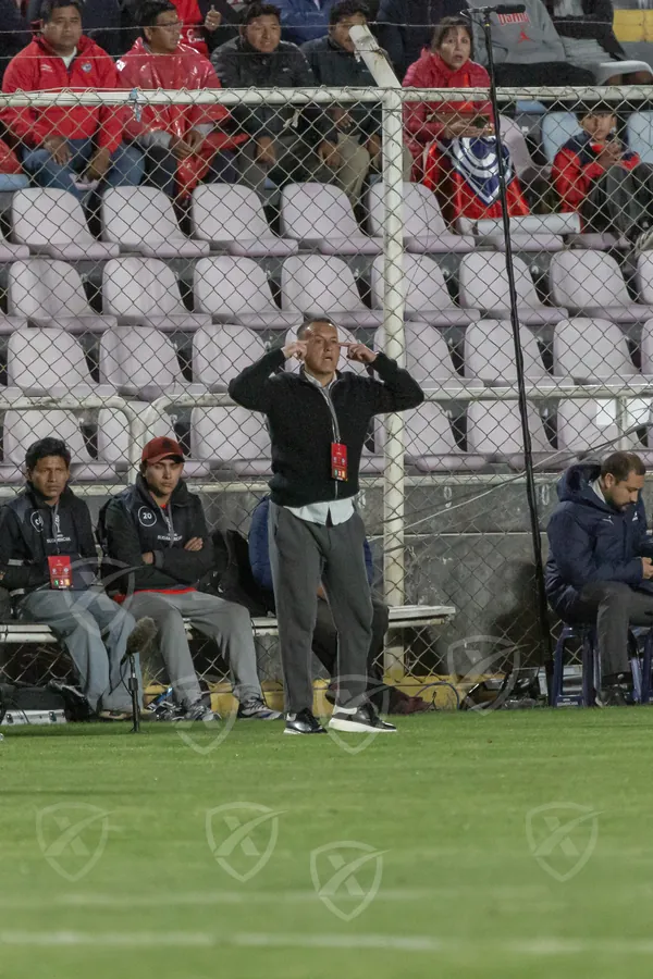 Cuerpo técnico durante cienciano montevideo city torque en Cusco, 2026-09-10. Fotografía XSPM.